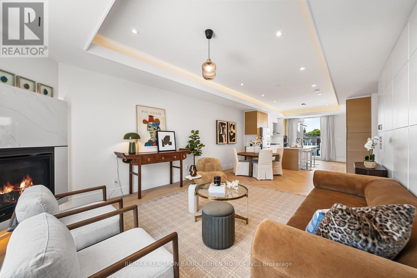 33 Lanark Avenue, Toronto, ON