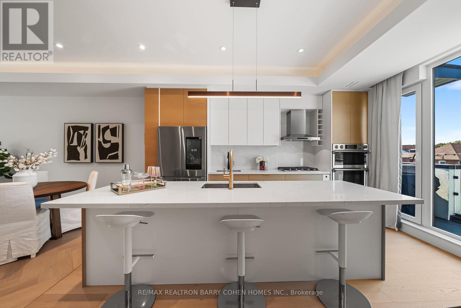 33 Lanark Avenue, Toronto, ON