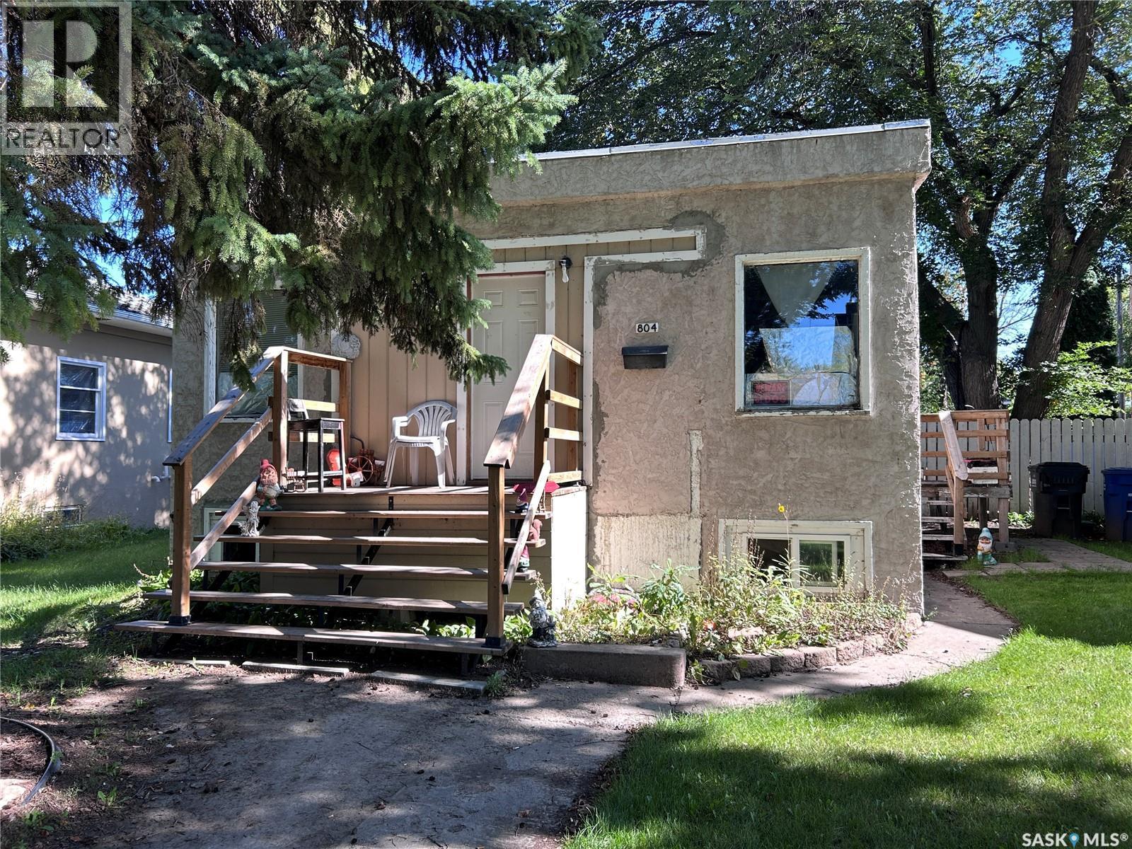 804 F Avenue N, Saskatoon, SK