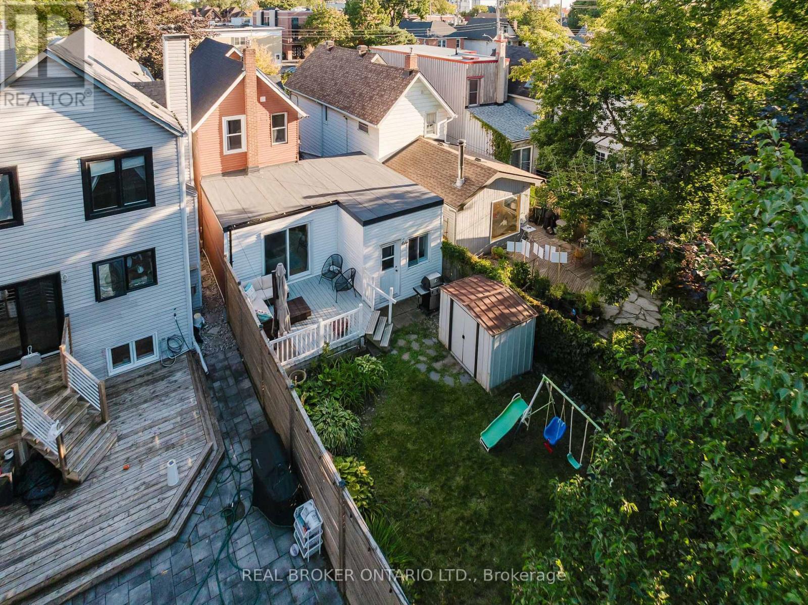 679 Cooper Street, Ottawa, ON