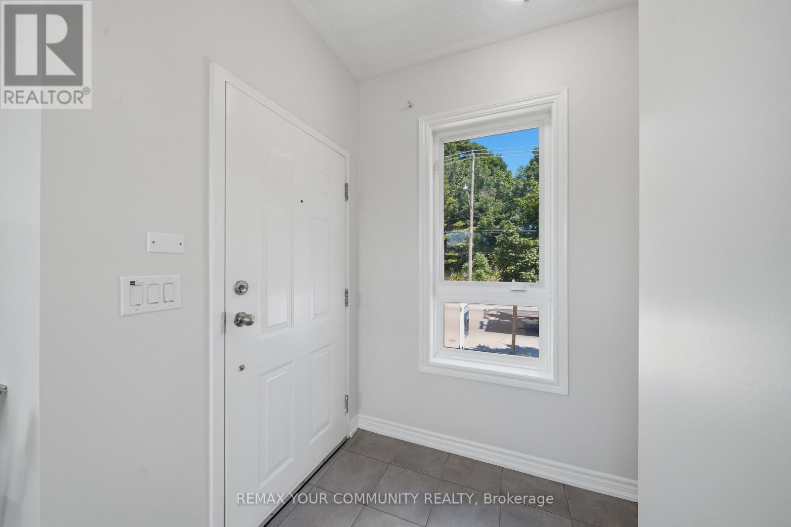 2 - 90 Caledonia Park Road, Toronto, ON