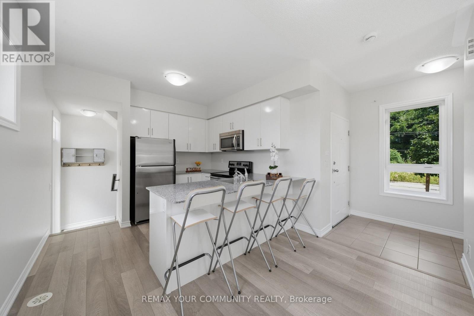 2 - 90 Caledonia Park Road, Toronto, ON