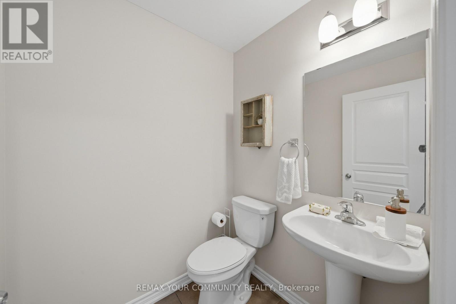2 - 90 Caledonia Park Road, Toronto, ON