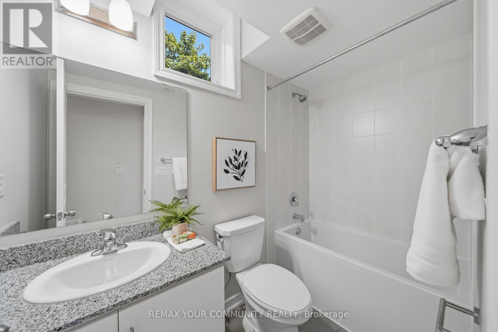 2 - 90 Caledonia Park Road, Toronto, ON