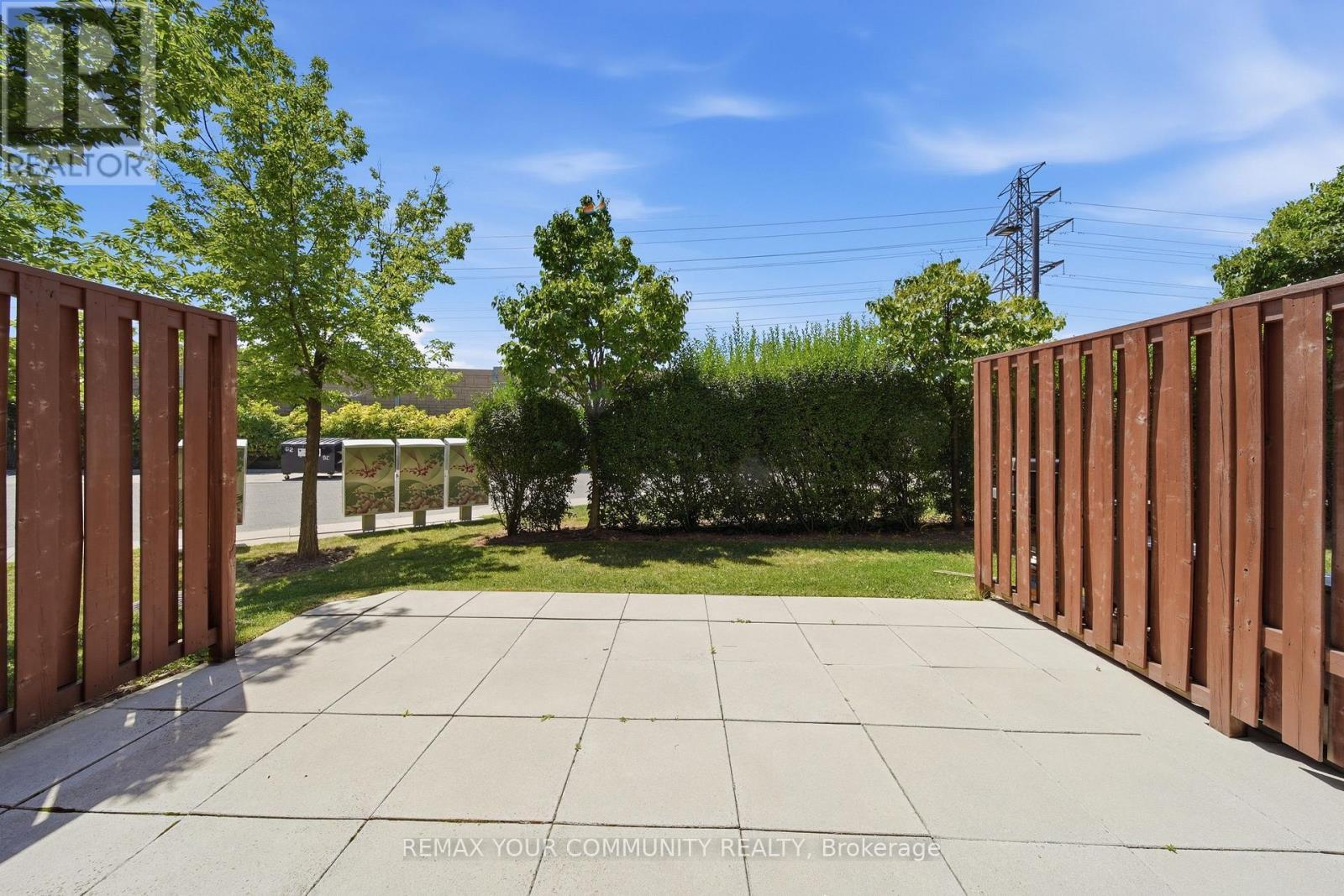 2 - 90 Caledonia Park Road, Toronto, ON
