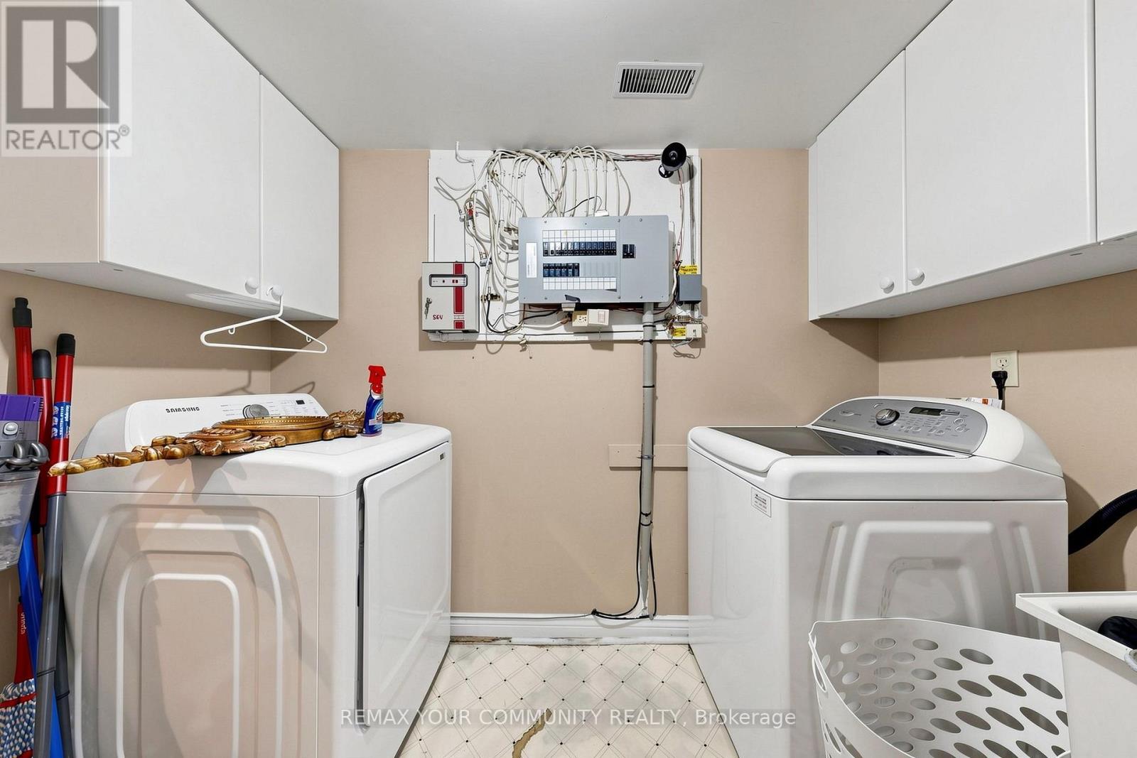 1 Edenbridge Drive, Vaughan, ON