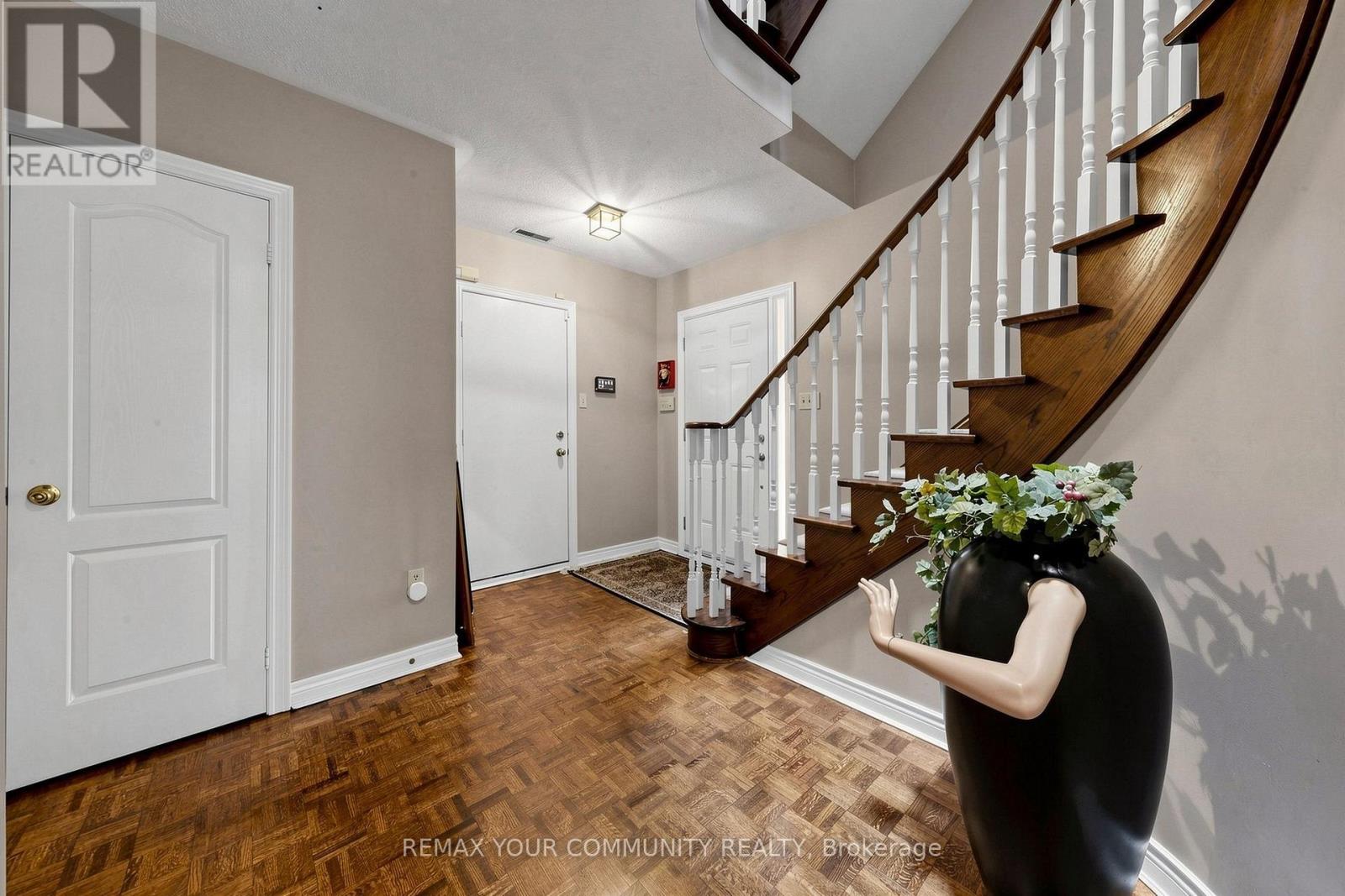 1 Edenbridge Drive, Vaughan, ON