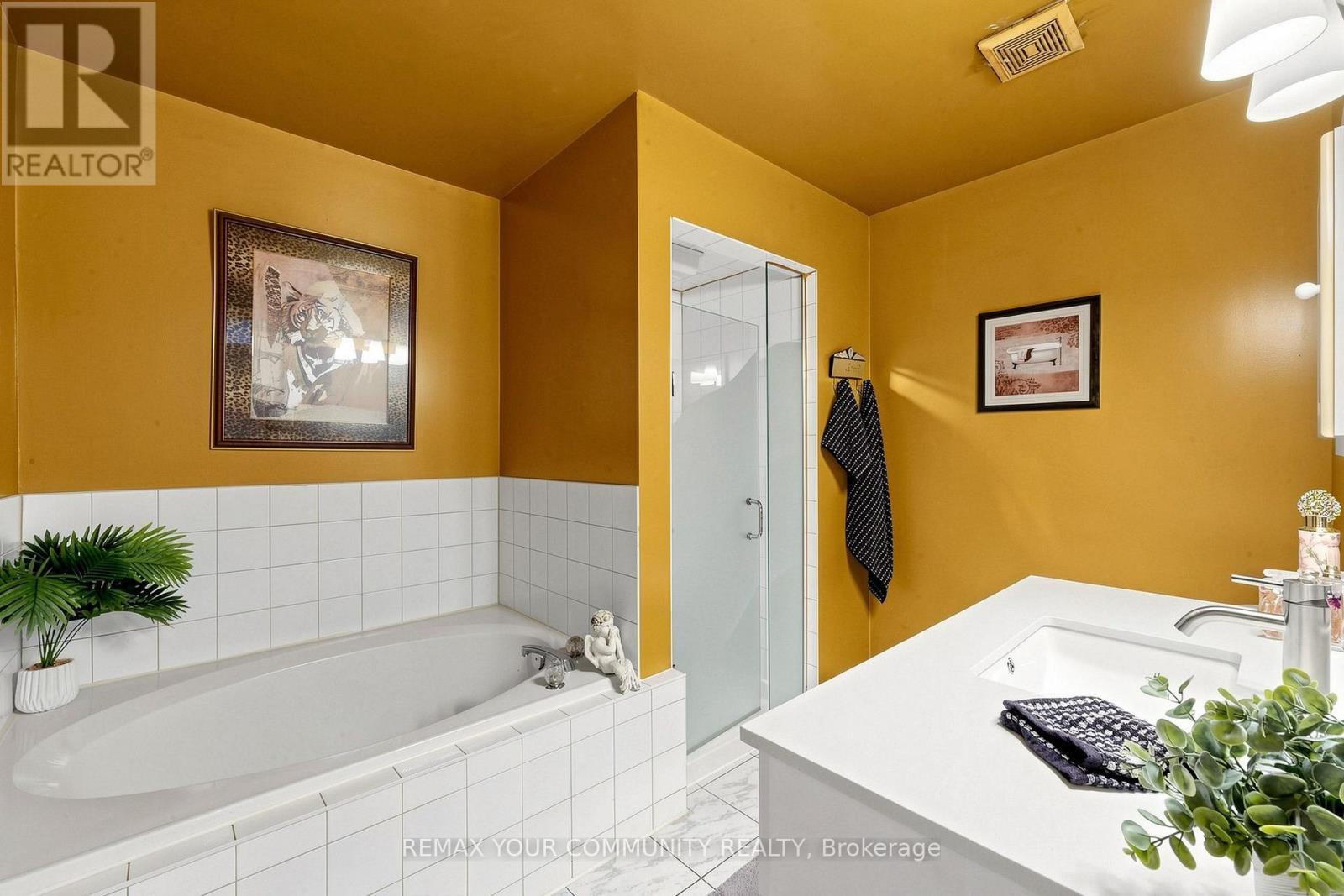 1 Edenbridge Drive, Vaughan, ON