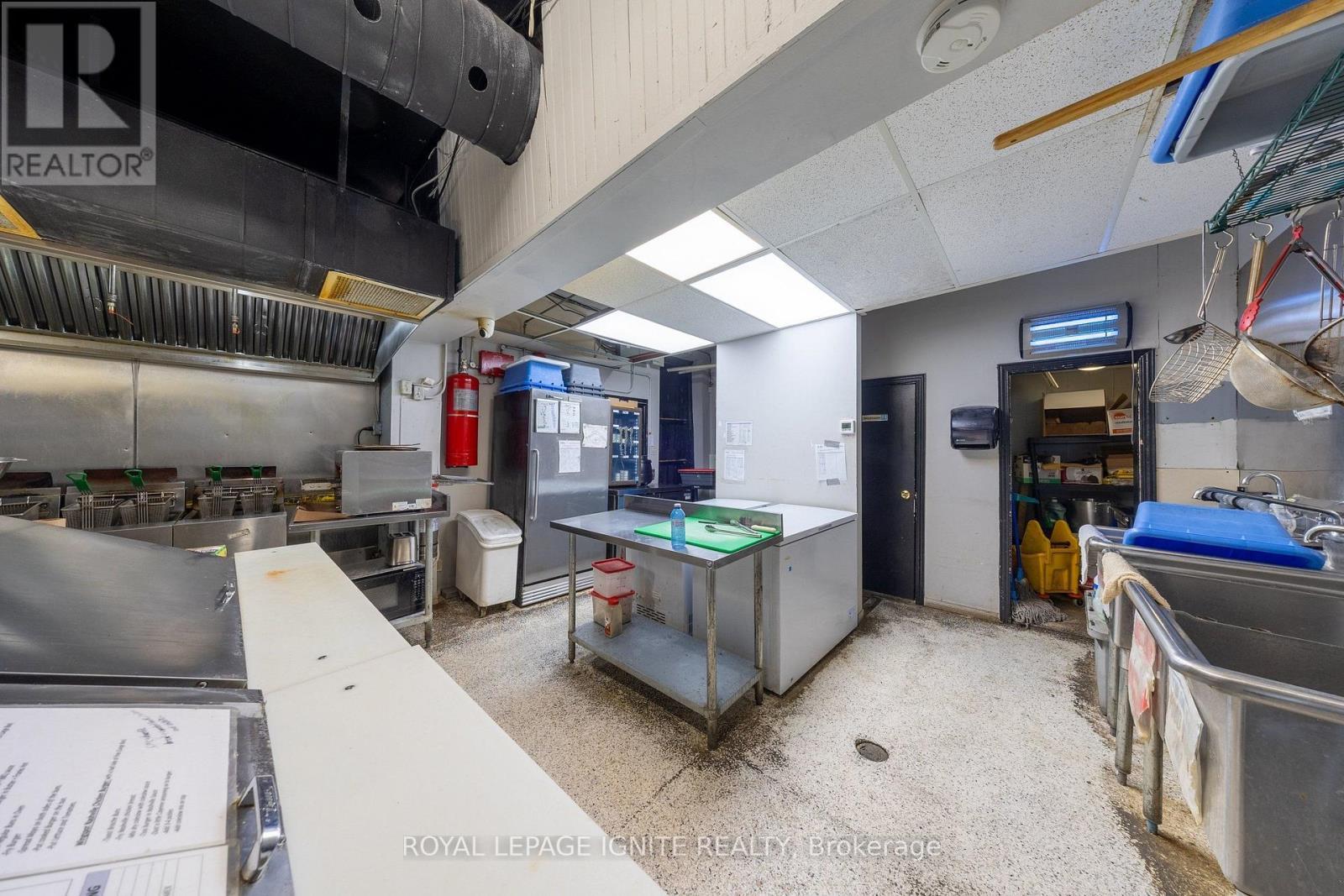 9 Clappterton Street, Barrie, ON