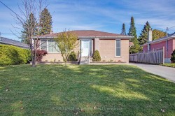 11 Patrick Drive Aurora, ON L4G 2A6