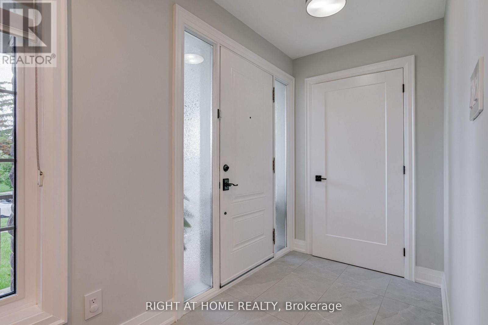 260 Louis Drive, Mississauga, ON