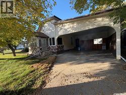 466 6th AVENUE W Melville, SK S0A 2P0
