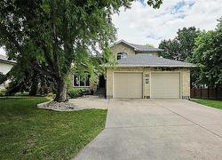 106 River DR Selkirk, MB R1A 3Z2
