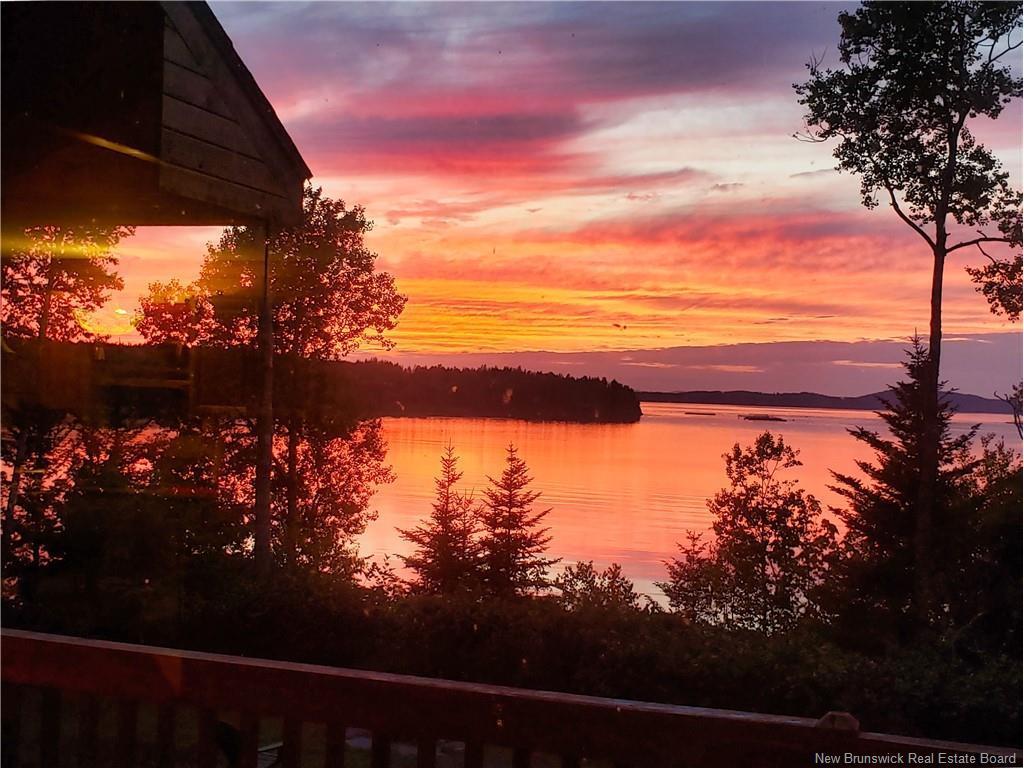 389 Bunker Hill Rd, Wilsons Beach, NB
