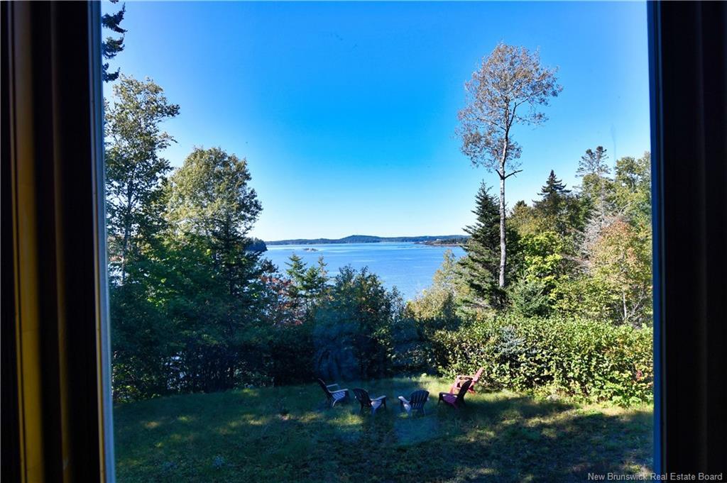 389 Bunker Hill Rd, Wilsons Beach, NB