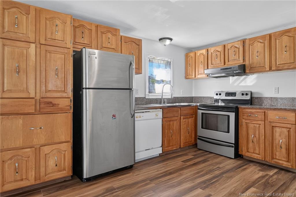 60 Midway, Moncton, NB