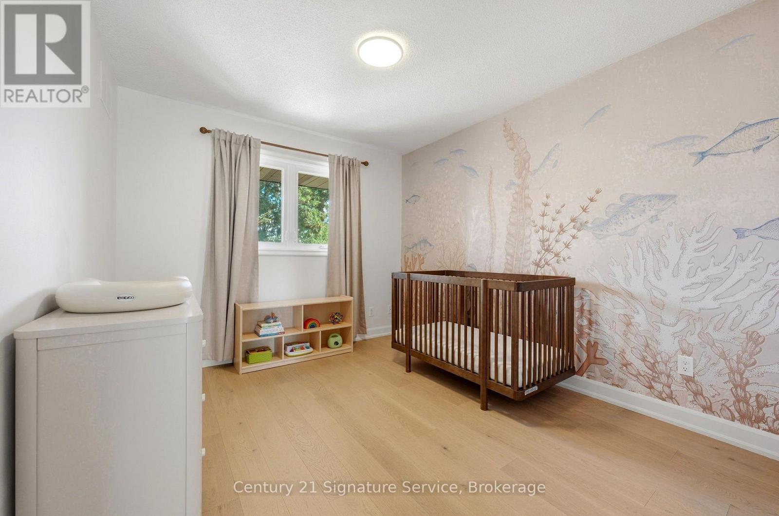 8 - 500 Silverthorne Crescent, Mississauga, ON