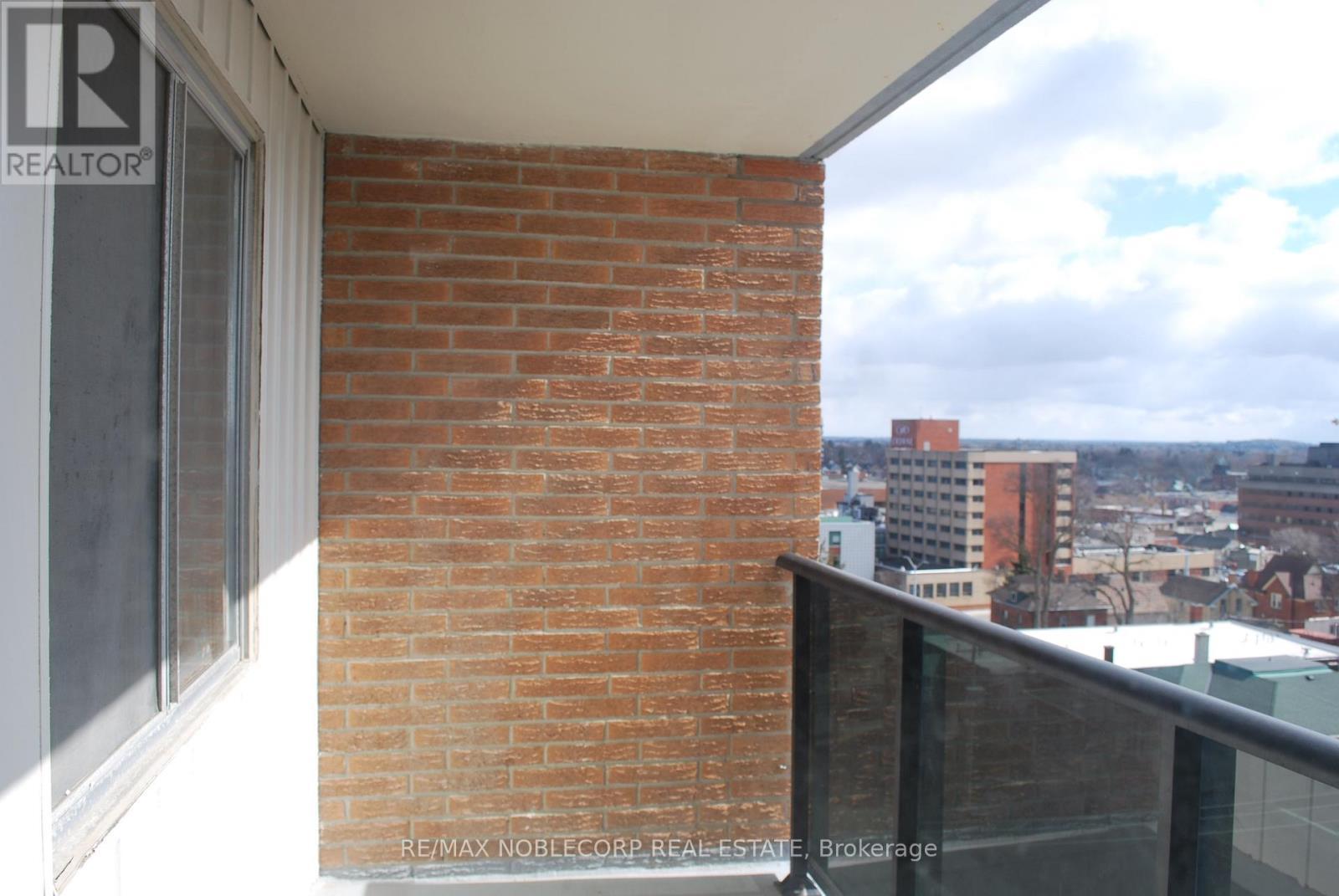 901 - 64 Benton Street, Kitchener, ON