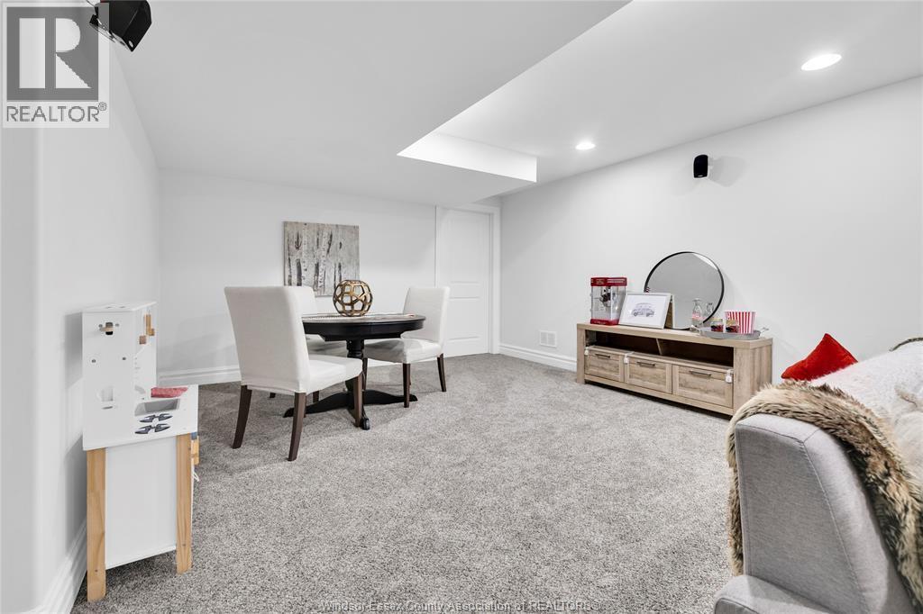 539 River Downs Avenue, Lakeshore, ON