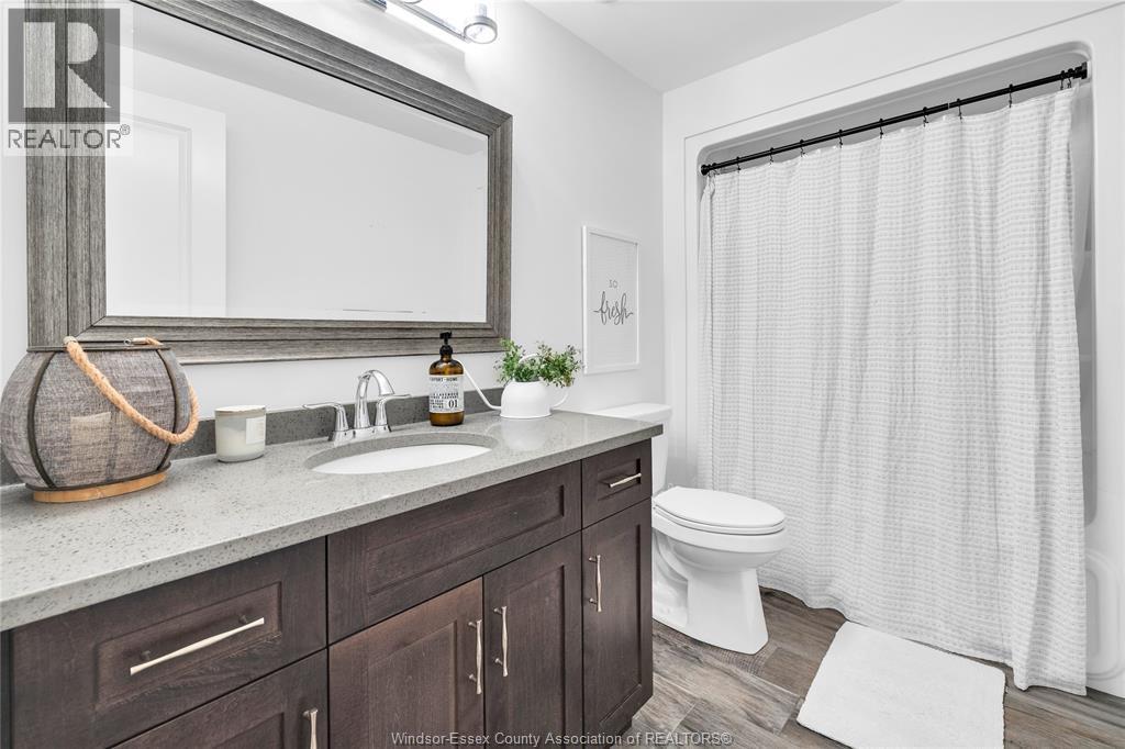539 River Downs Avenue, Lakeshore, ON
