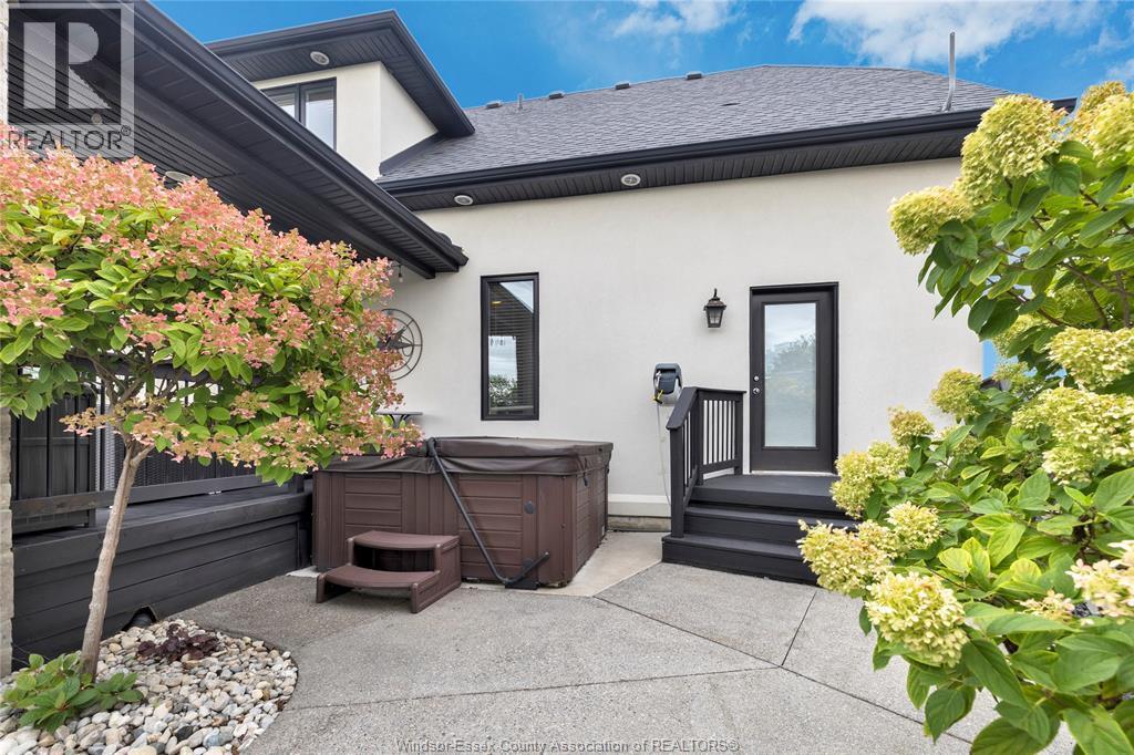 539 River Downs Avenue, Lakeshore, ON