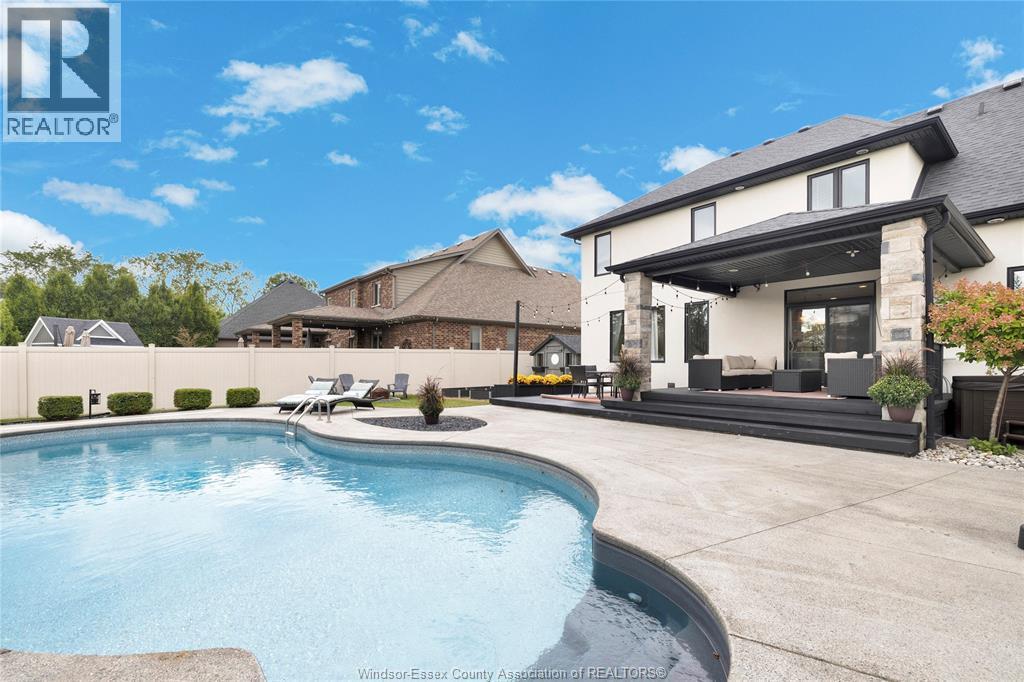 539 River Downs Avenue, Lakeshore, ON