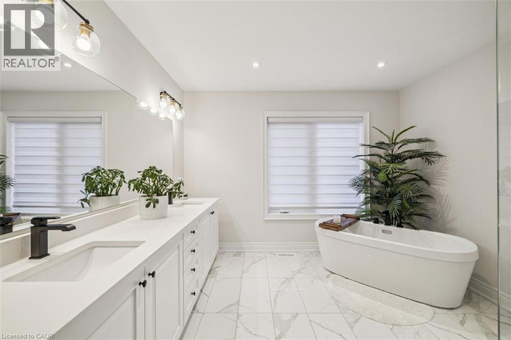 47 Cielo Court, Hamilton, ON