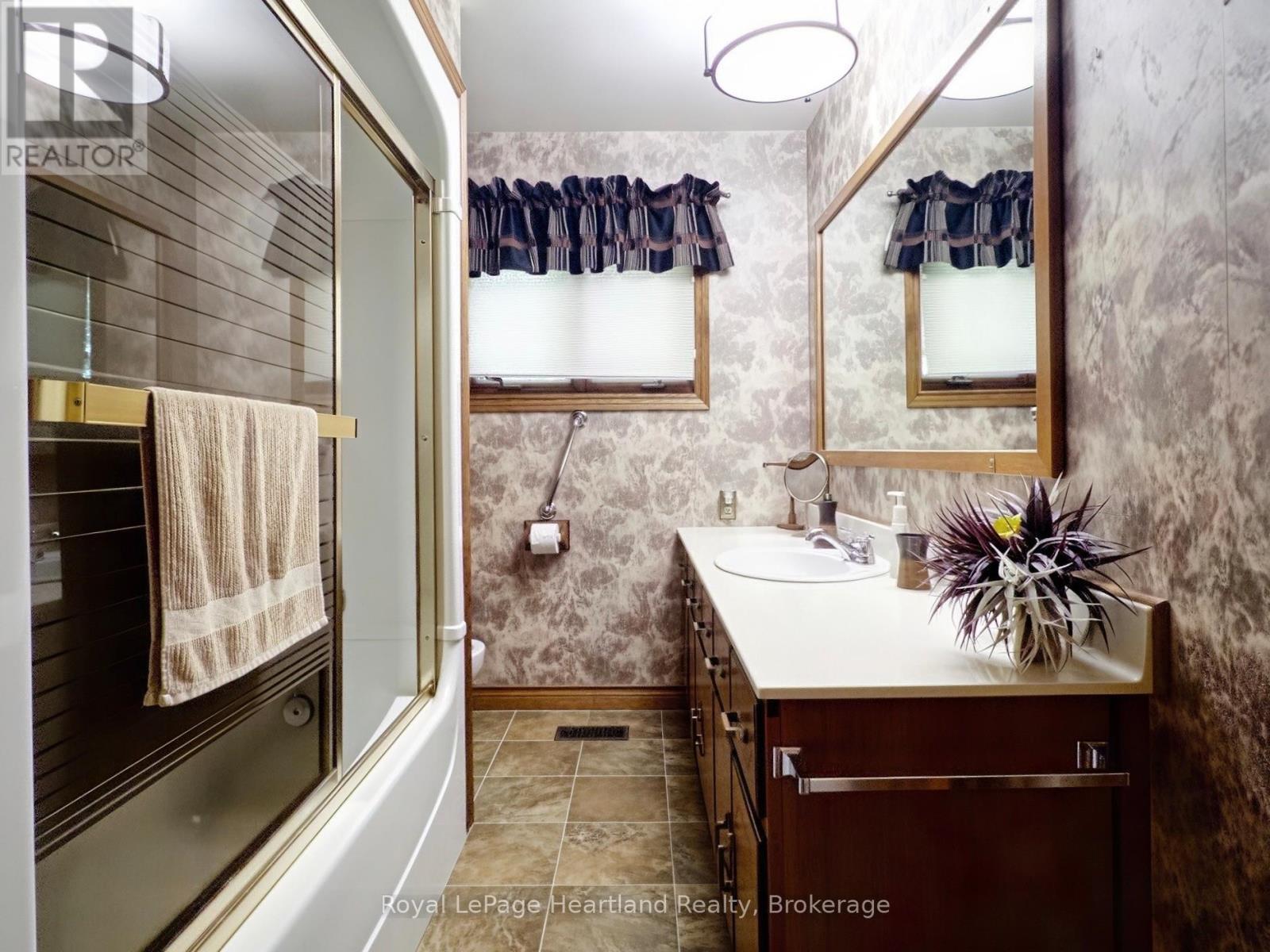 26 York Crescent, Bluewater (Hensall), ON