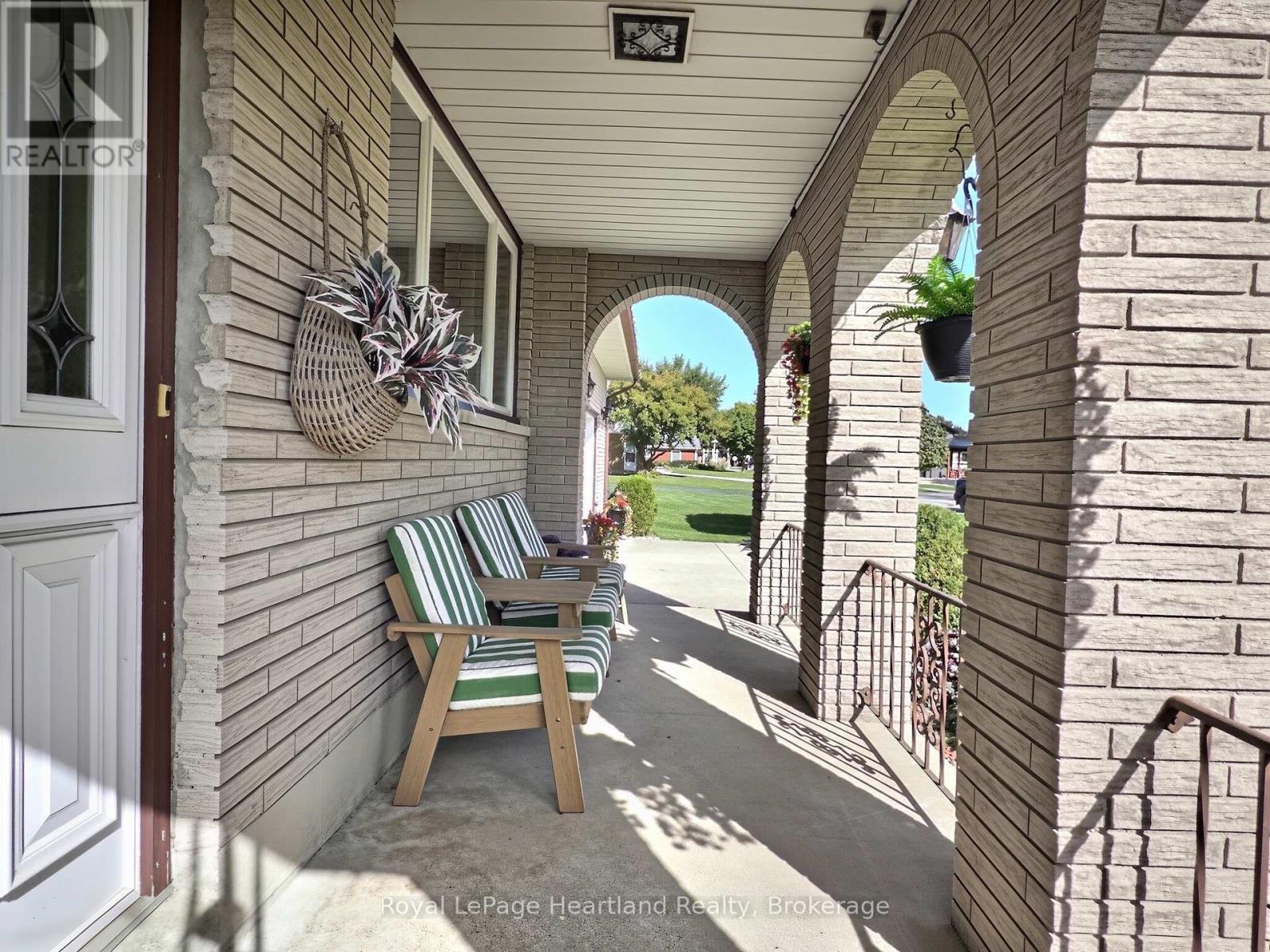 26 York Crescent, Bluewater (Hensall), ON