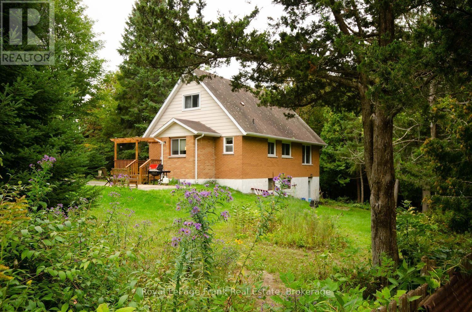 Exterior East and North Side - 15032 Telephone Road, Brighton, ON