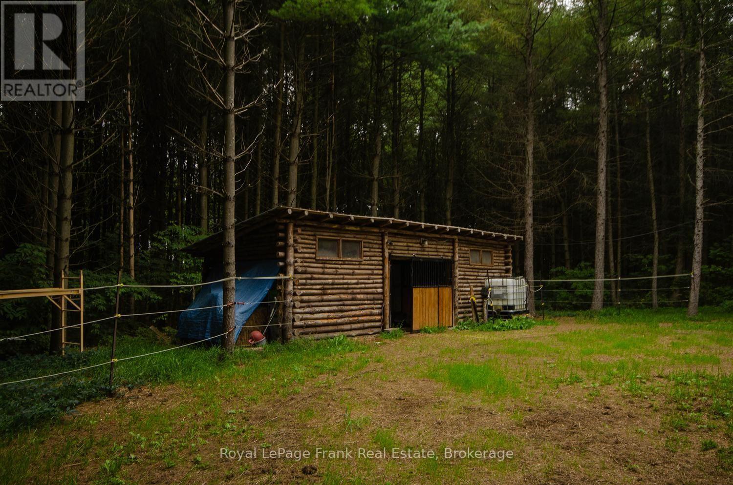 Run In Barn - 15032 Telephone Road, Brighton, ON