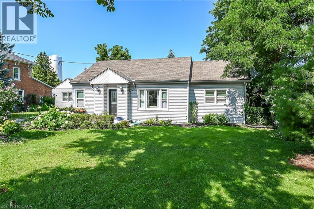 8 Victoria Street, Hagersville, ON