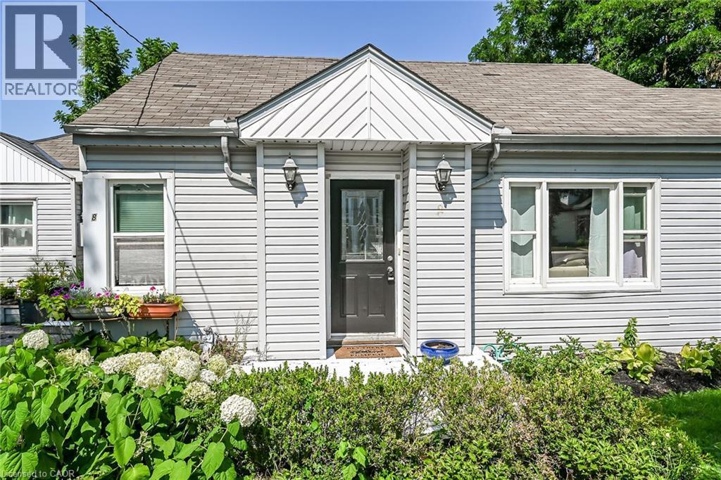 8 Victoria Street, Hagersville, ON