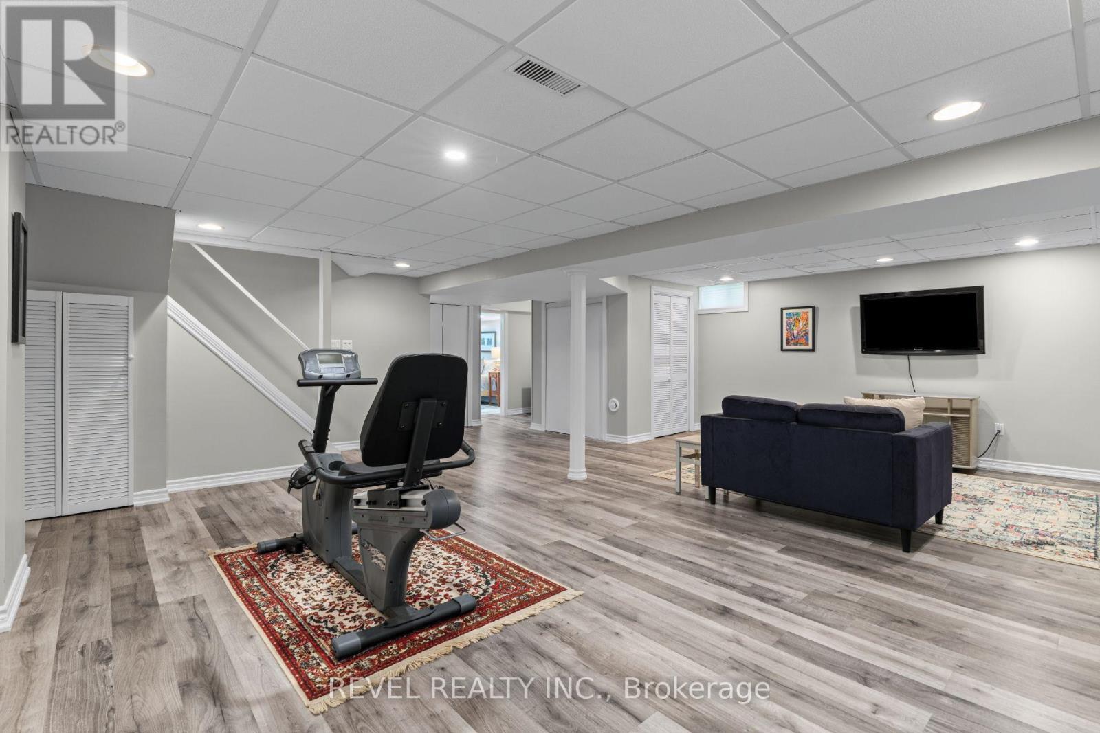 1610 Heathside Crescent, Pickering, ON