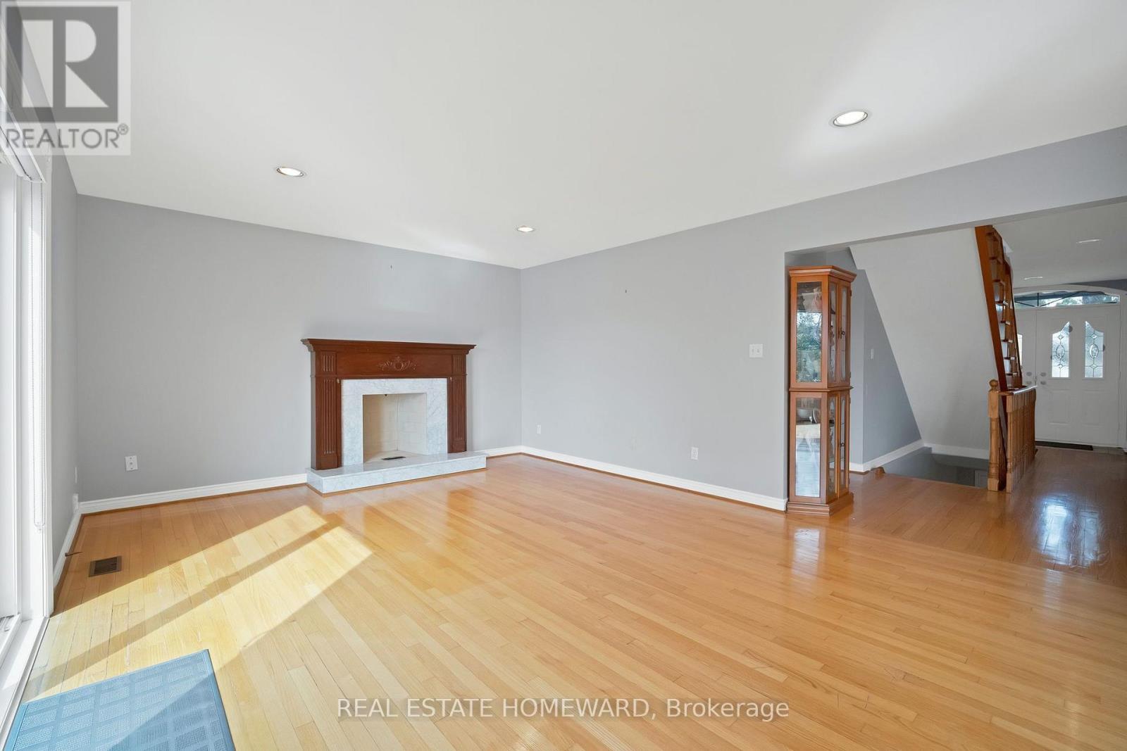 84 Maybourne Avenue, Toronto, ON
