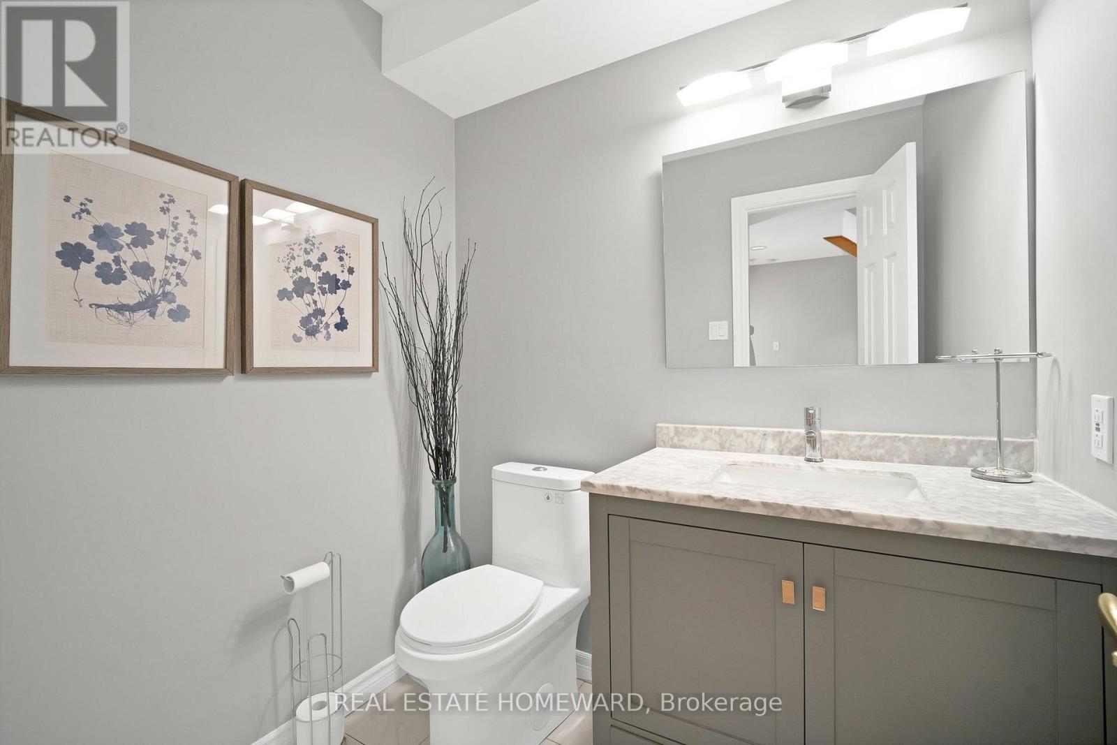 84 Maybourne Avenue, Toronto, ON