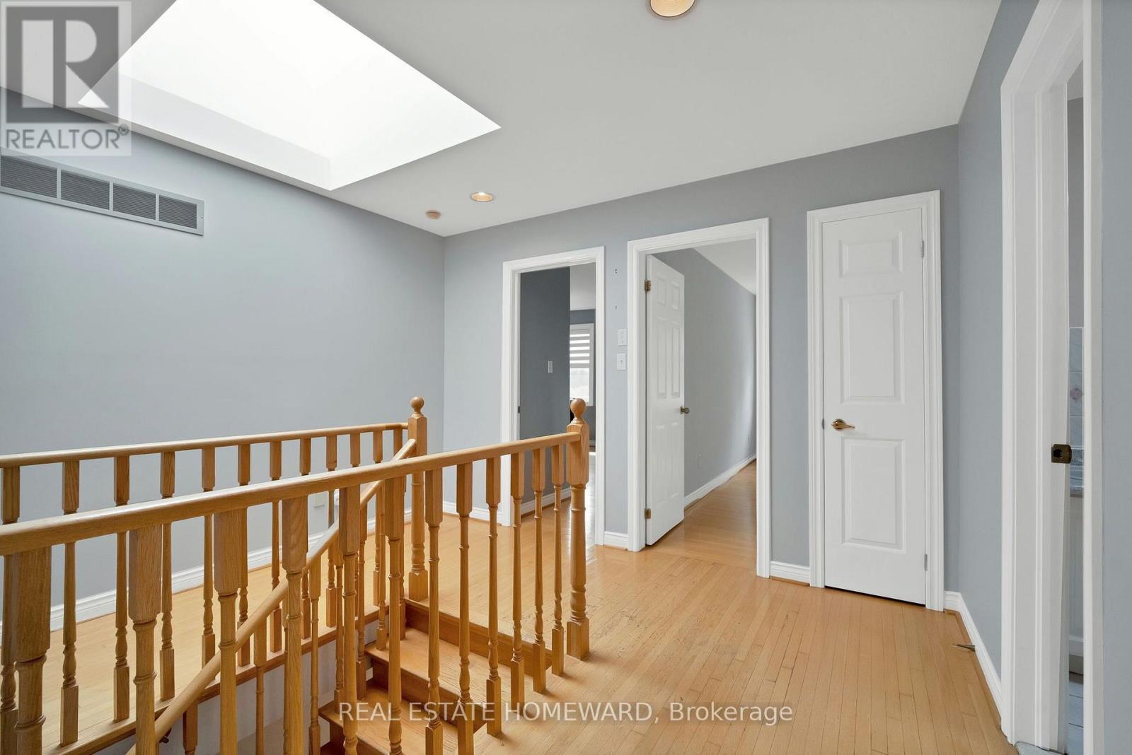 84 Maybourne Avenue, Toronto, ON
