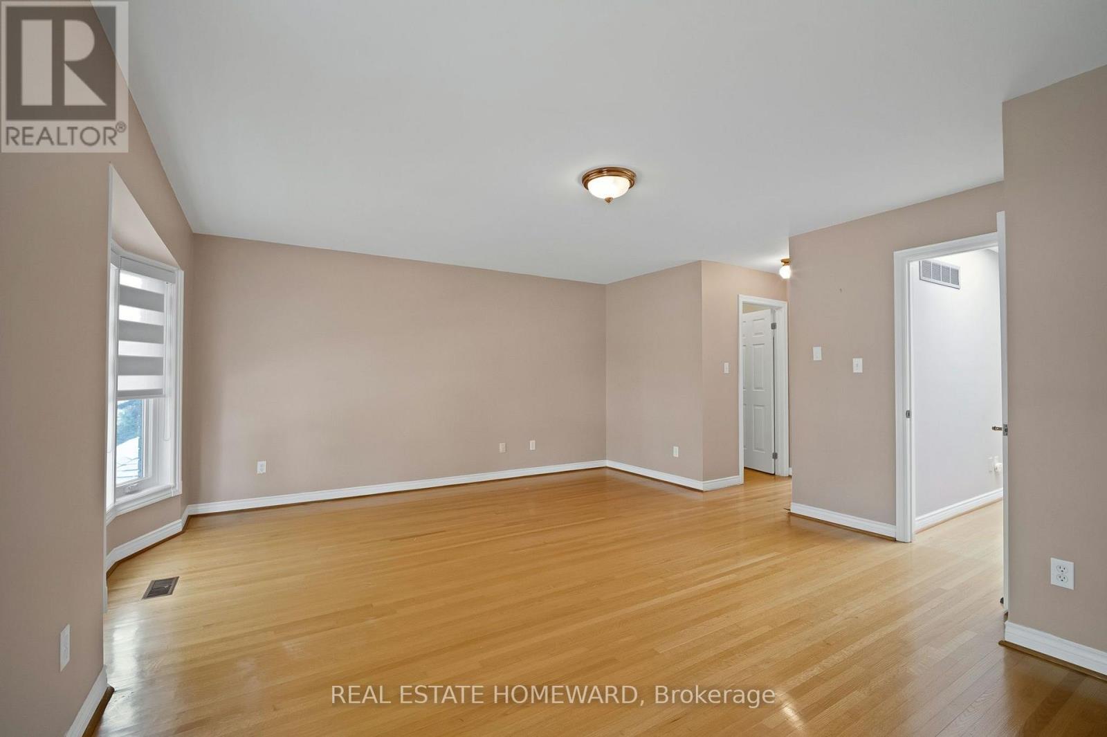 84 Maybourne Avenue, Toronto, ON