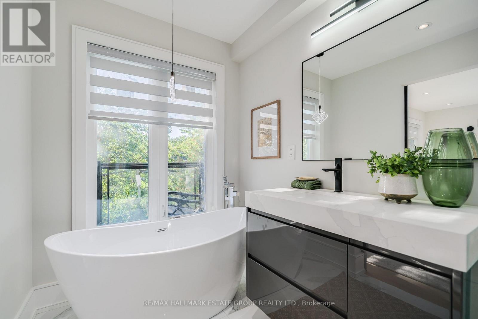 70 Bellefair Avenue, Toronto, ON