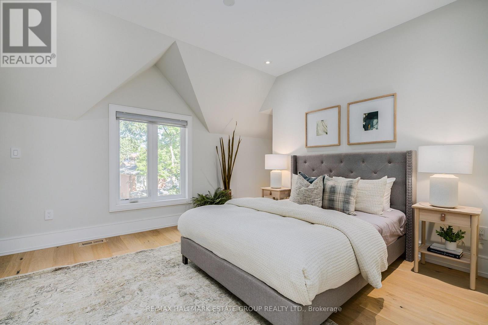 70 Bellefair Avenue, Toronto, ON