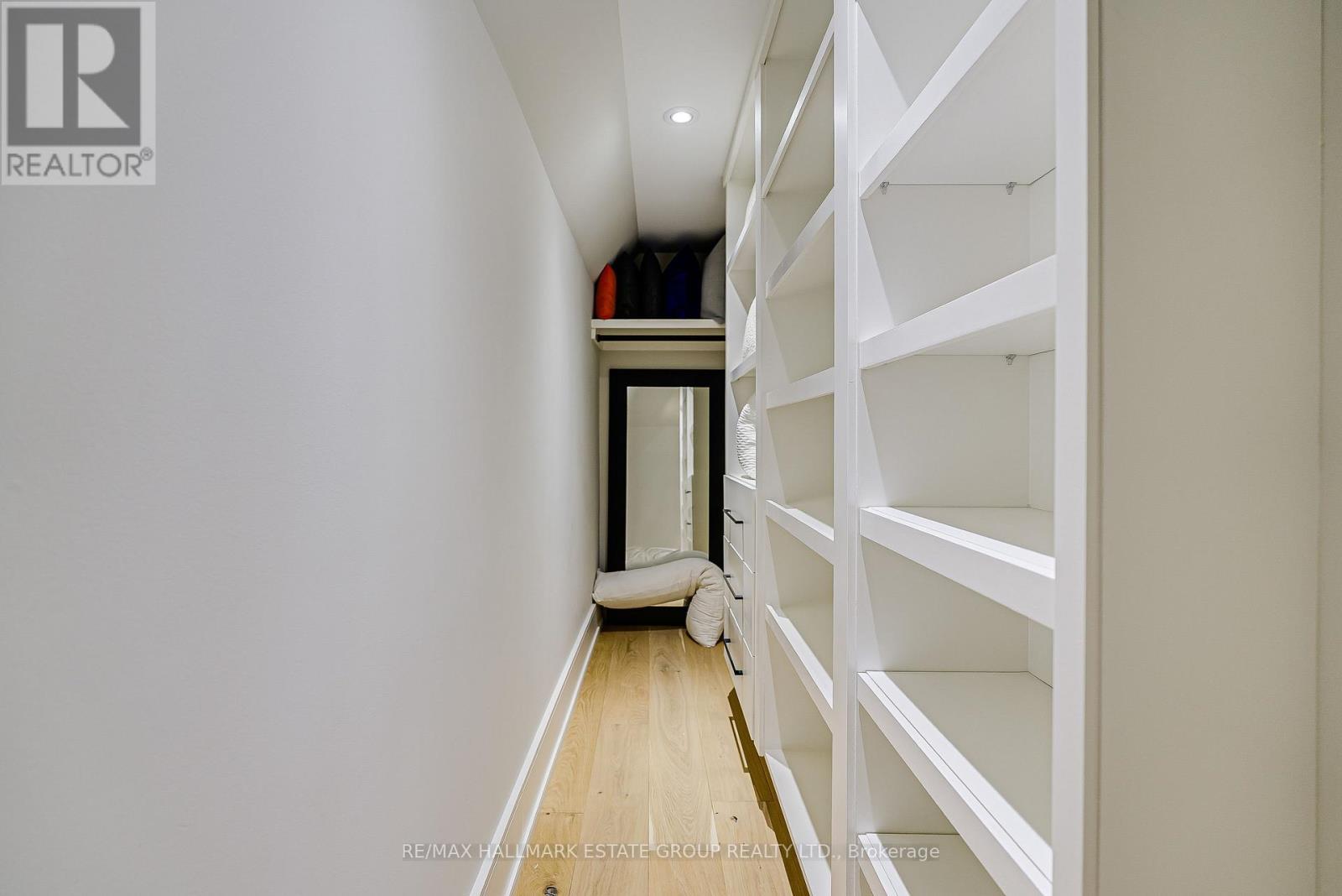 70 Bellefair Avenue, Toronto, ON