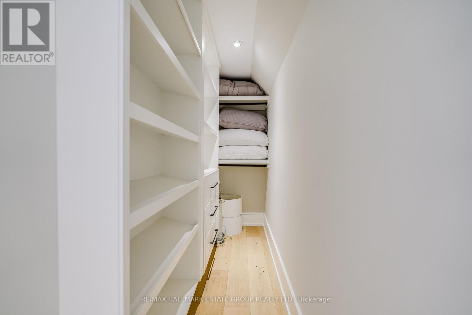 70 Bellefair Avenue, Toronto, ON