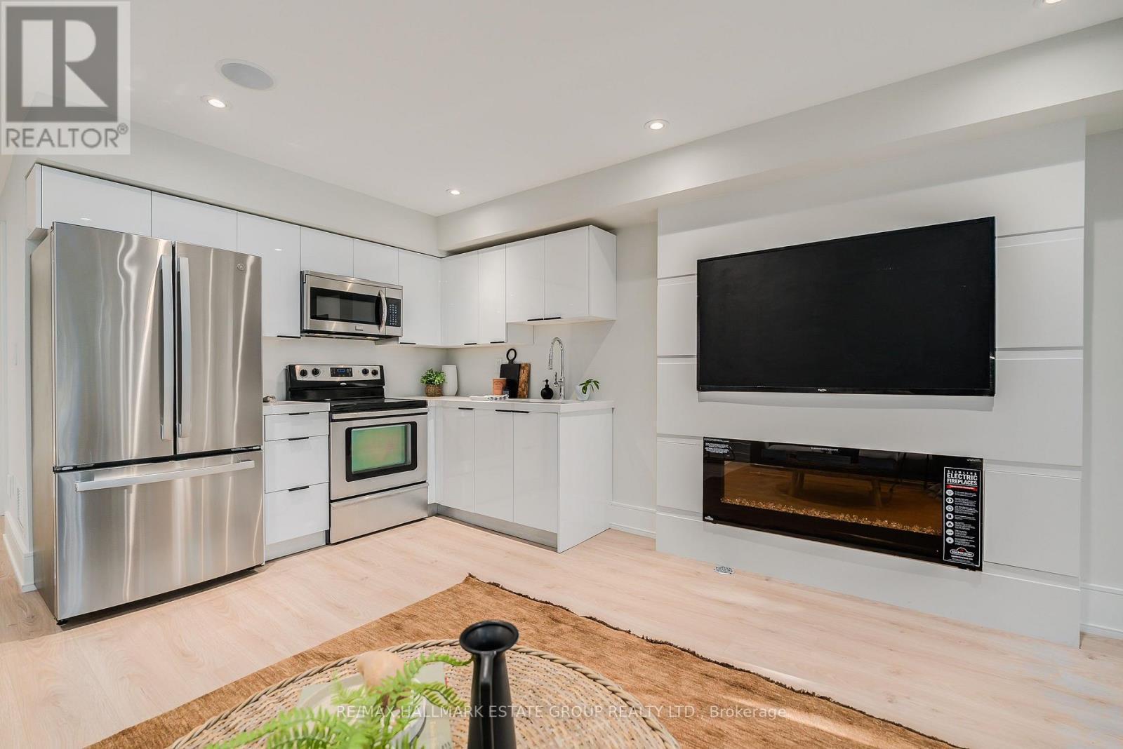 70 Bellefair Avenue, Toronto, ON