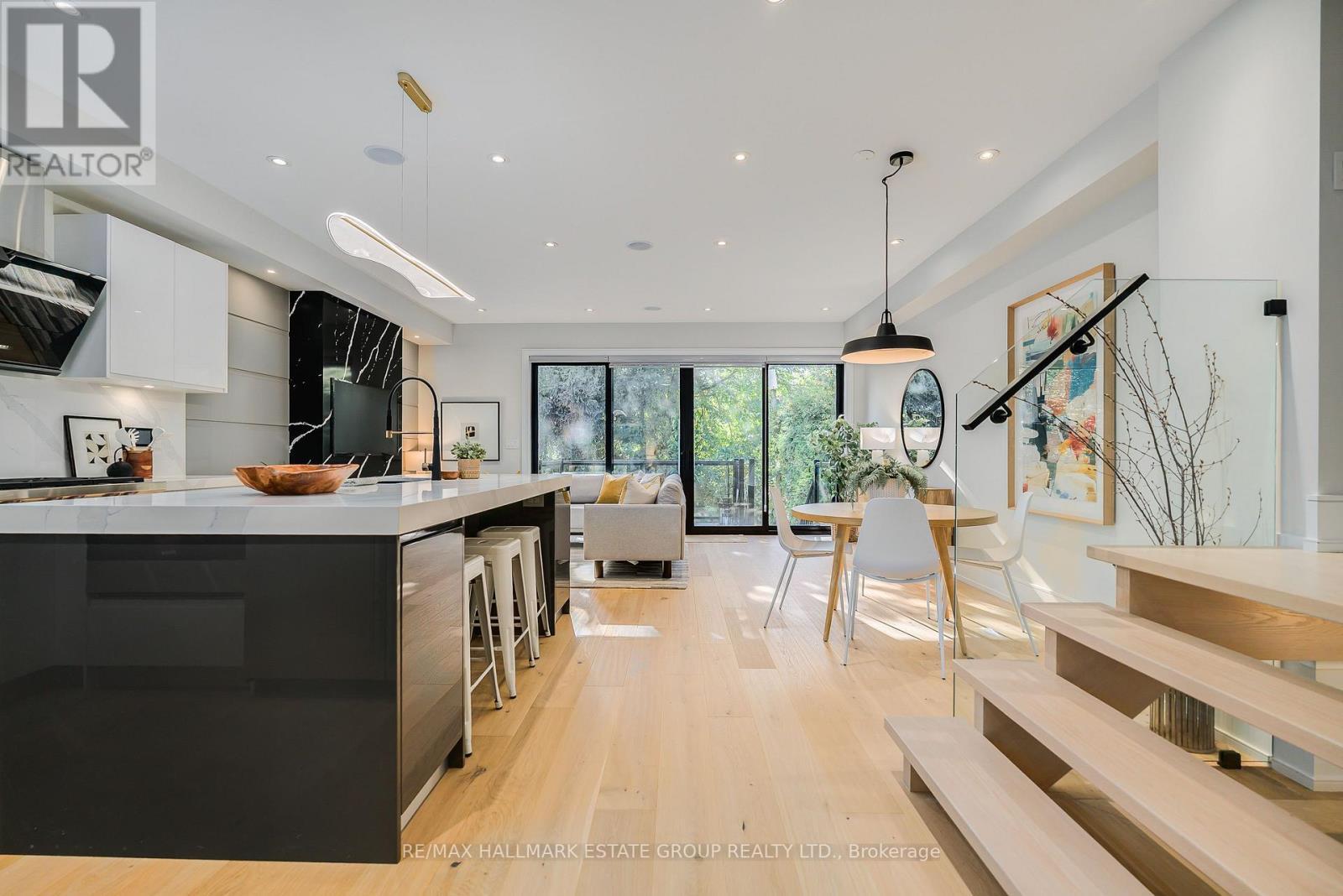 70 Bellefair Avenue, Toronto, ON