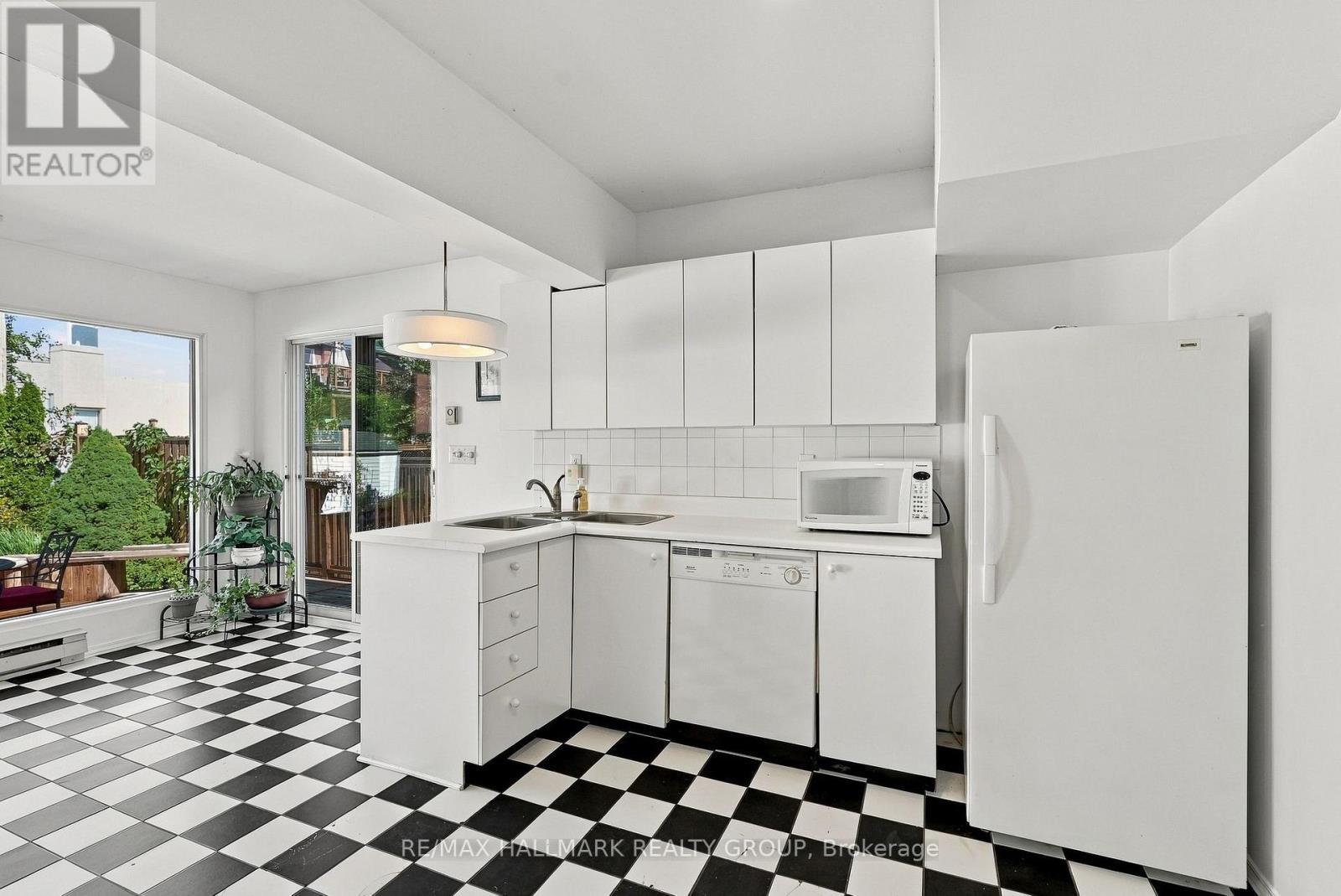 51 Clarey Avenue, Ottawa, ON