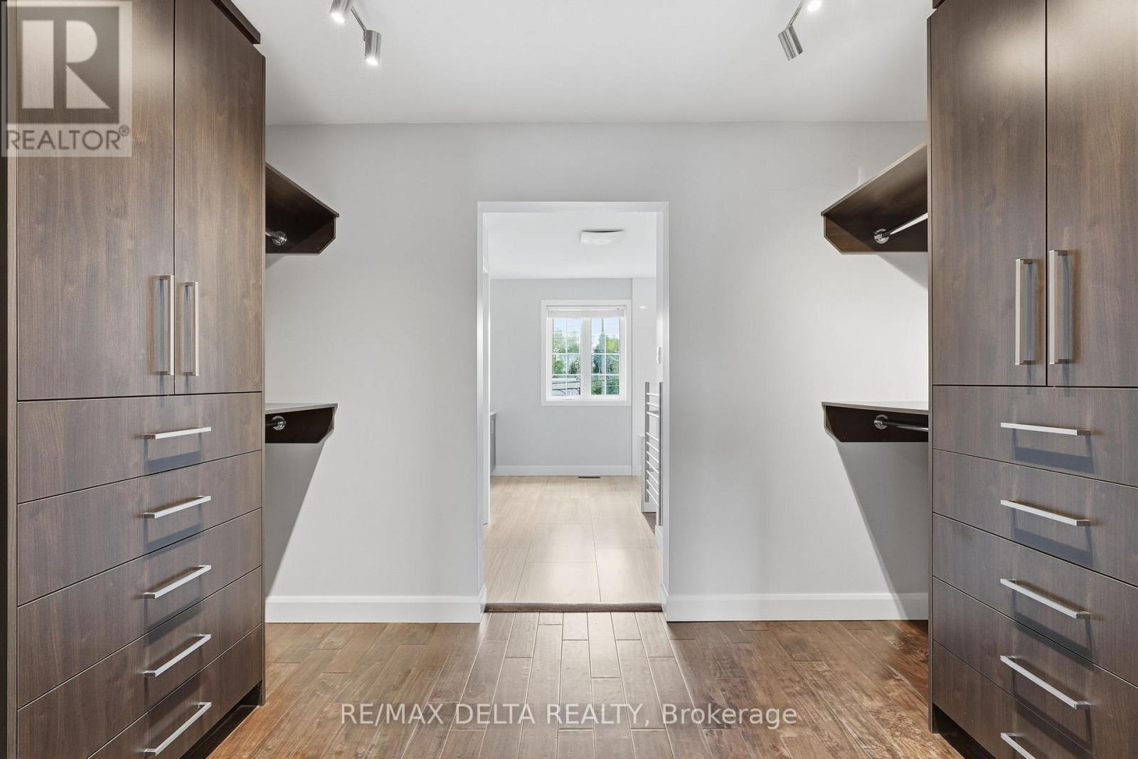 1791 Queensdale Avenue, Ottawa, ON