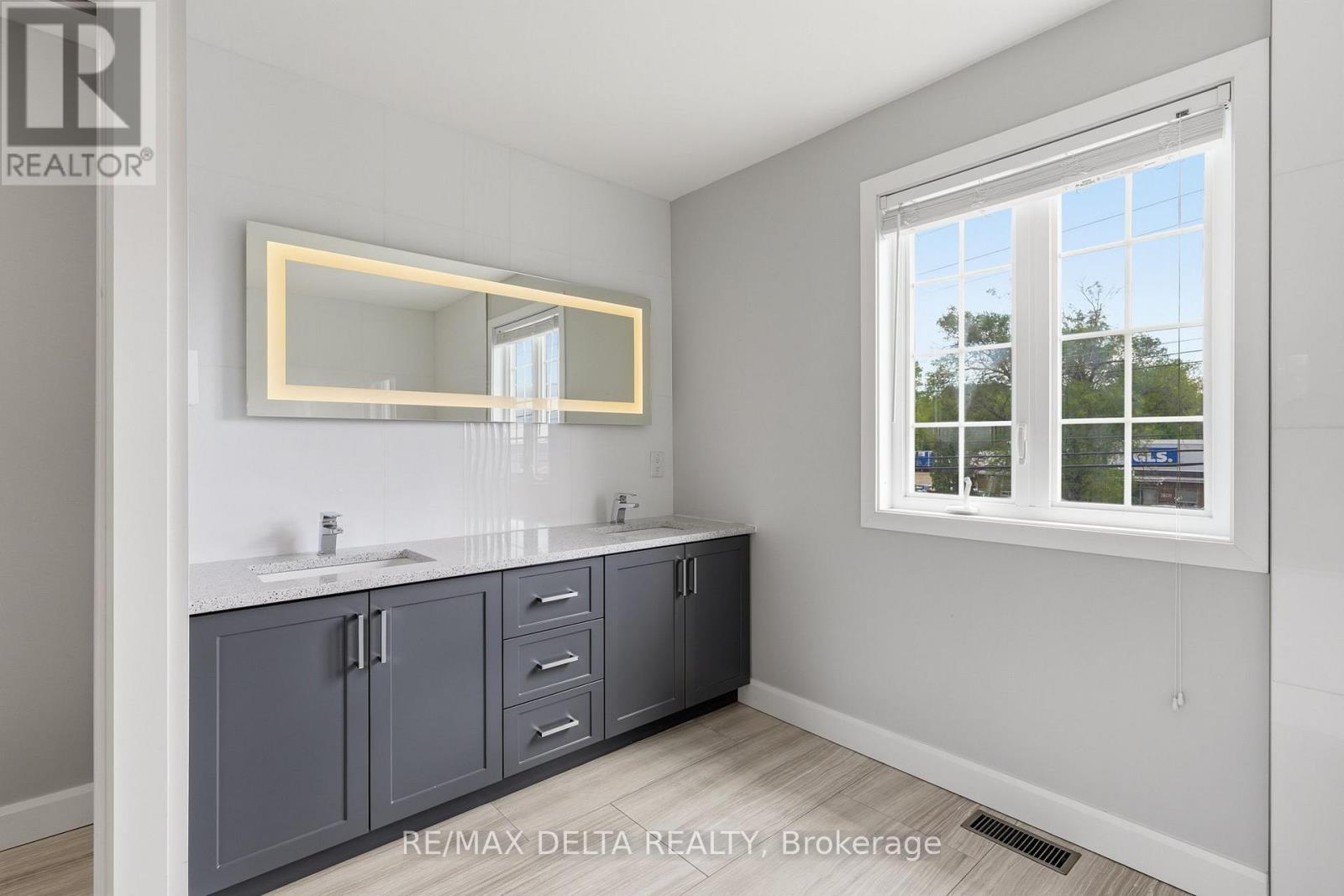 1791 Queensdale Avenue, Ottawa, ON