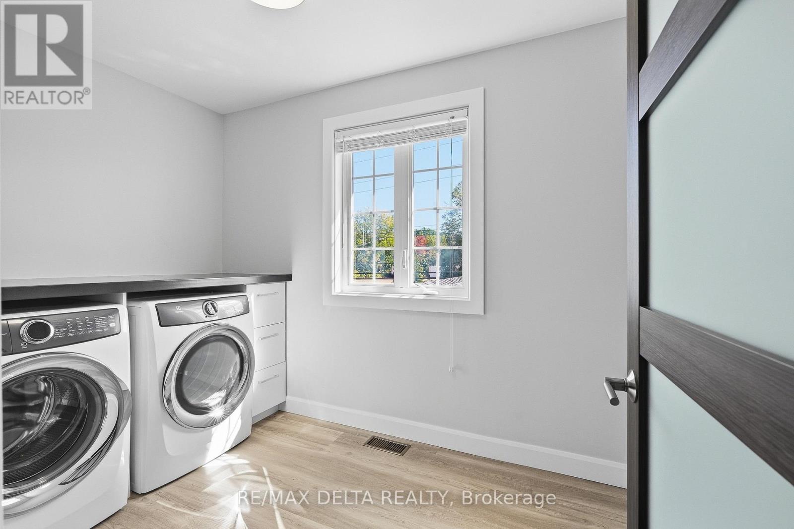 1791 Queensdale Avenue, Ottawa, ON