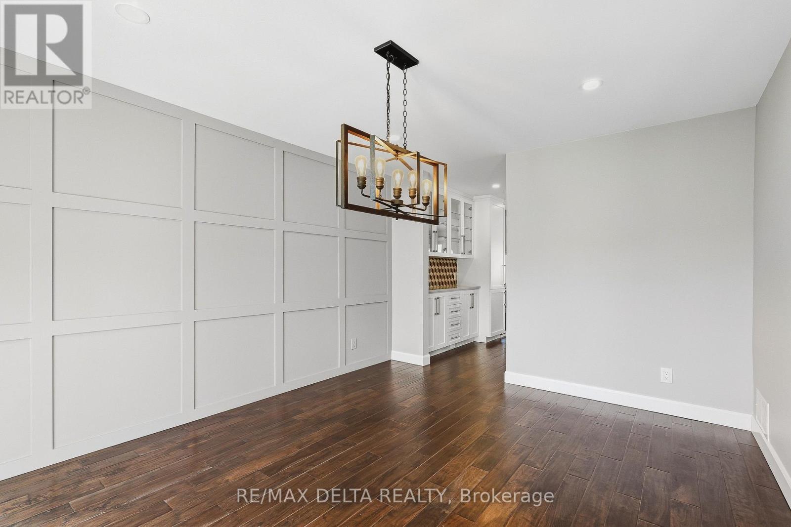 1791 Queensdale Avenue, Ottawa, ON