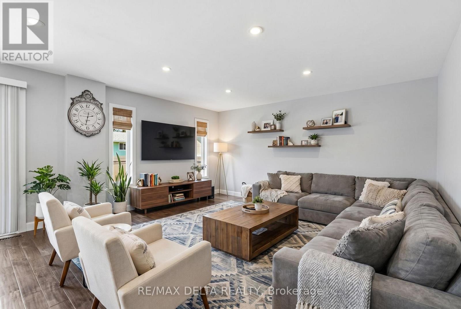1791 Queensdale Avenue, Ottawa, ON